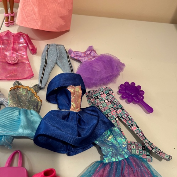 Jewel Girl and Cali Girl Barbie Lot - Picture 4 of 16